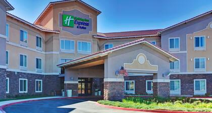 Holiday Inn Express Hotel and Suites Beaumont, an IHG Hotel