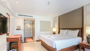 Minibar, in-room safe, desk, iron/ironing board