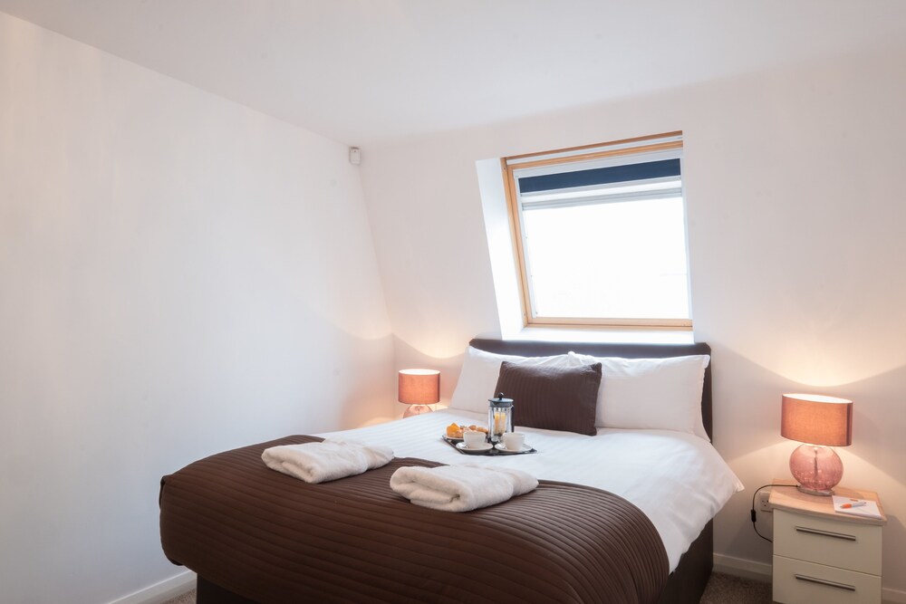 Room, Base Serviced Apartments - Duke Street