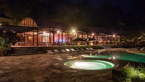 Outdoor pool, pool umbrellas, sun loungers