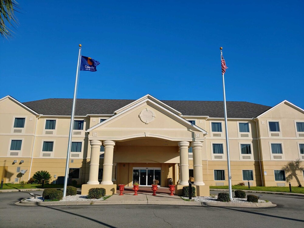 Comfort Inn Suites Marianna I 10 In Marianna Hotel Rates