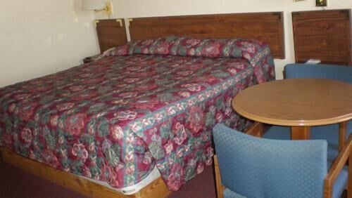 Royal Inn Crossville In Crossville Harriman Hotel Rates