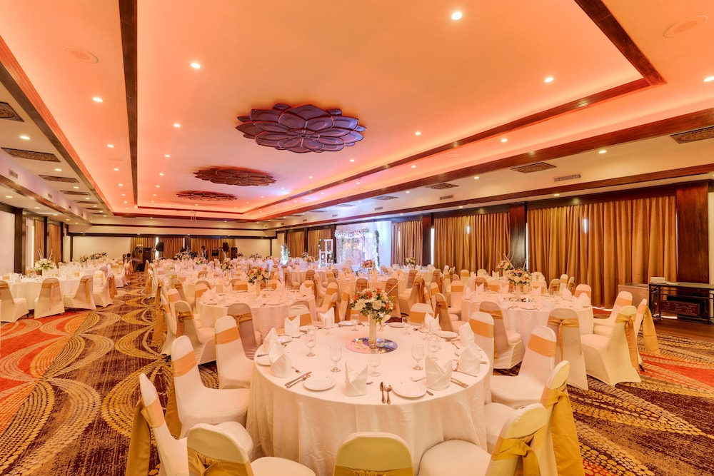 Banquet hall, Amaya Hills Kandy