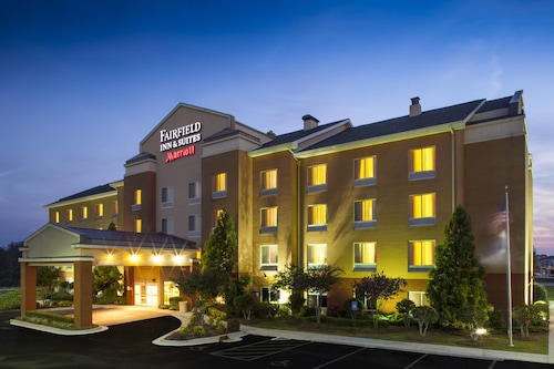 Great Place to stay Fairfield Inn and Suites by Marriott Atlanta McDonough near McDonough 