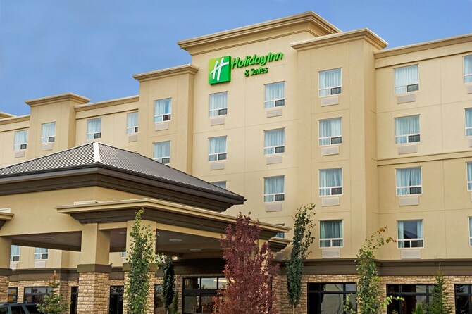 Holiday Inn Hotel Suites West Edmonton An Ihg Hotel In Edmonton Expedia