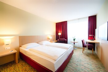 Welcome Hotel Paderborn Paderborn 93 Room Prices Reviews Travelocity Welcome Hotel Paderborn Paderborn 93 Room Prices Reviews Travelocity