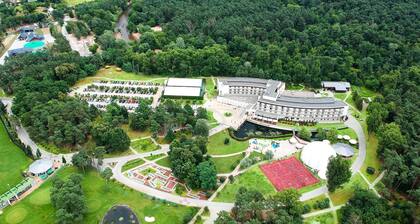 Holiday Inn Resort Warszawa Józefów****, an IHG Hotel