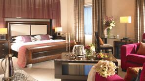 Premium bedding, in-room safe, desk, laptop workspace