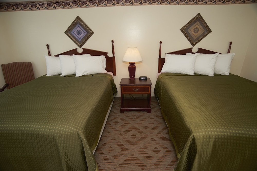 Room Deals for Knights Inn Centerville, Centerville starting at Hotwire