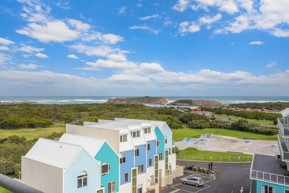 Deep Blue Hotel & Hot Springs Deals & Reviews (Warrnambool, AUS) | Wotif