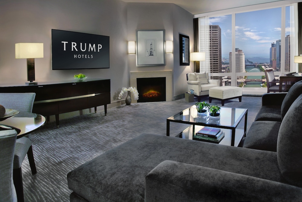 Trump Tower Chicago Rooms Hotel All Window Kitchen Living Room Trump Tower Chicago Rooms Hotel All Window Kitchen Living Room