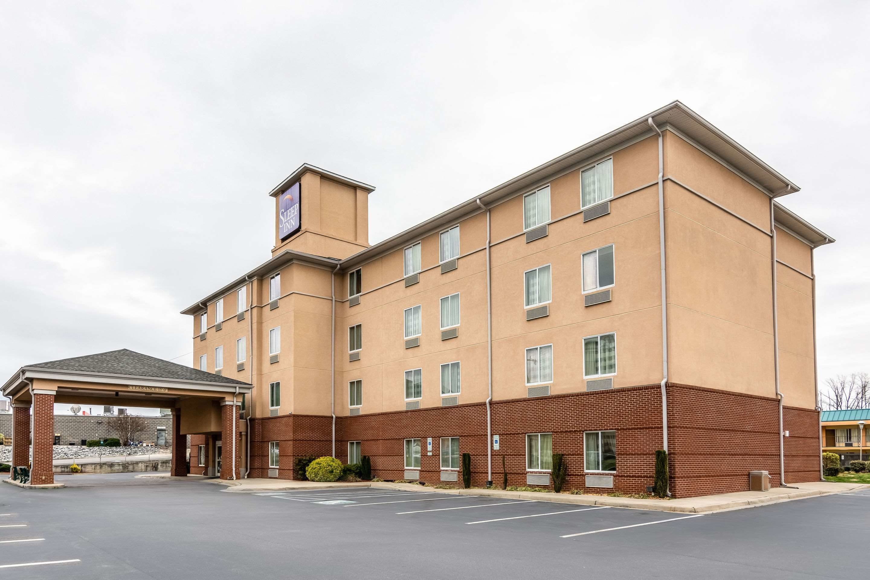 Sleep Inn Emporia In Emporia Va Expedia