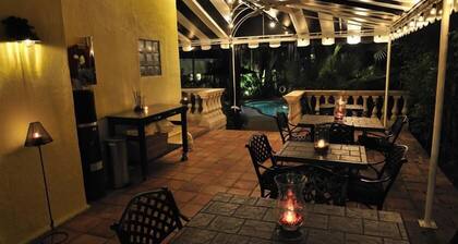 The Mango Inn Bed & Breakfast
