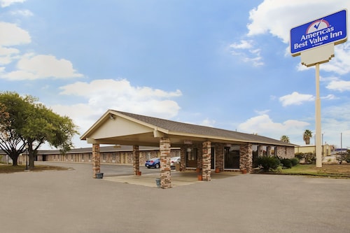 Hondo Texas Hotels From 58 Cheap Hotel Deals Travelocity - 