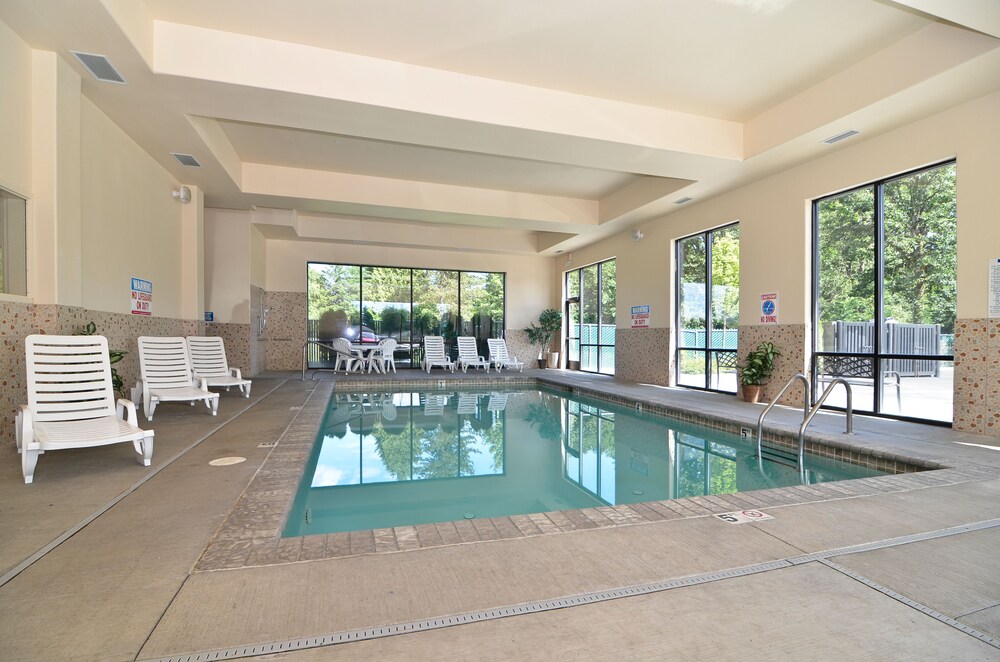 Best Western Plus Battle Ground Inn & Suites in Battle Ground Best