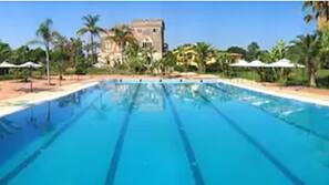 Seasonal outdoor pool