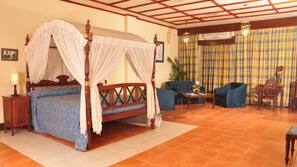 In-room safe, desk, iron/ironing board, free WiFi