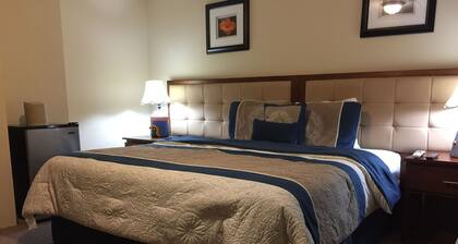 S.J. Suites Hotel