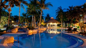 3 outdoor pools