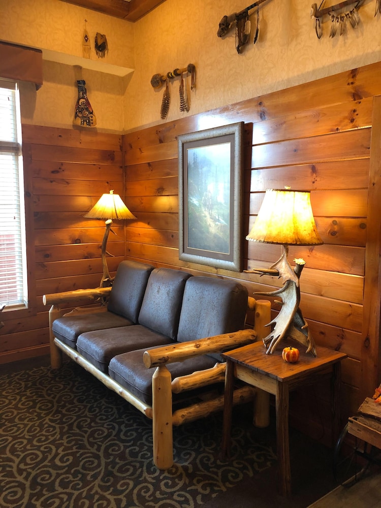 Best Western Plus Crossroads Inn & Suites AU234 Deals & Reviews (Zion