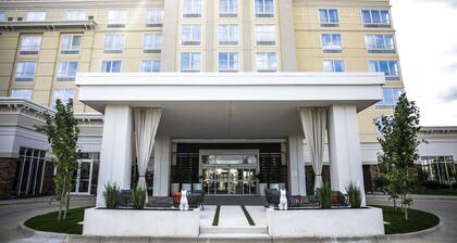 The Rewind West Des Moines, Tapestry Collection by Hilton
