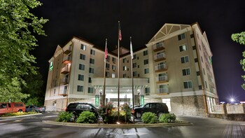 Holiday Inn & Suites Asheville Downtown