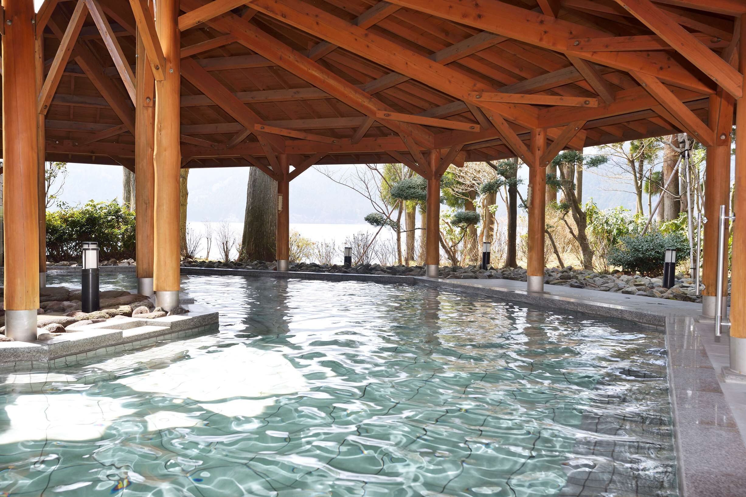 箱根のパワースポットを巡る旅