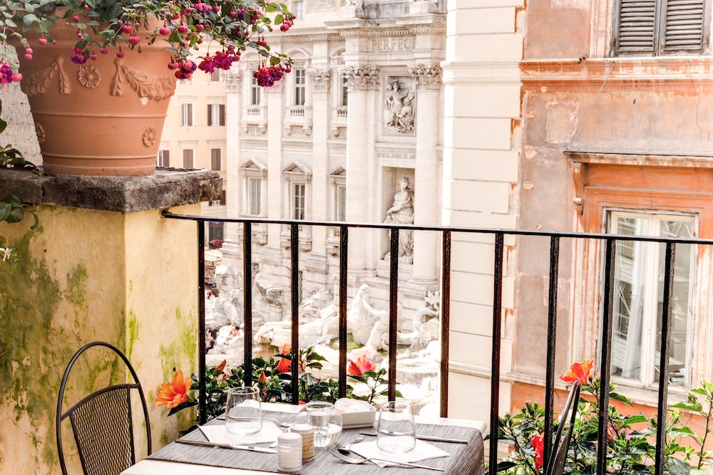 Relais Fontana Di Trevi Rome 2019 Hotel Prices Expedia - 