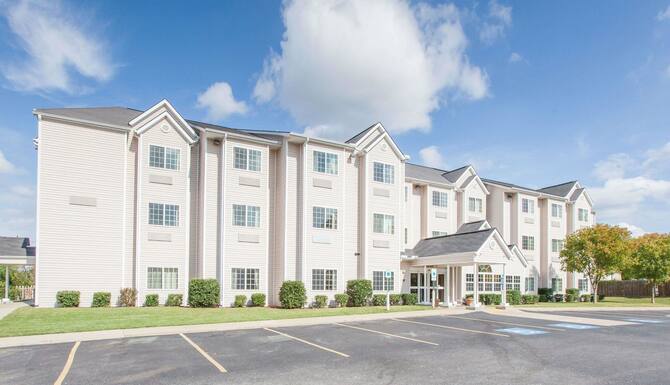 Microtel Inn Suites By Wyndham Rogers In Bentonville Fayetteville Ar Expedia
