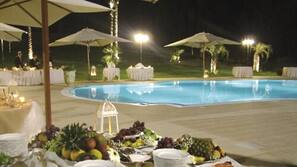 Piscina all'aperto