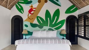 Frette Italian sheets, hypo-allergenic bedding, down duvet