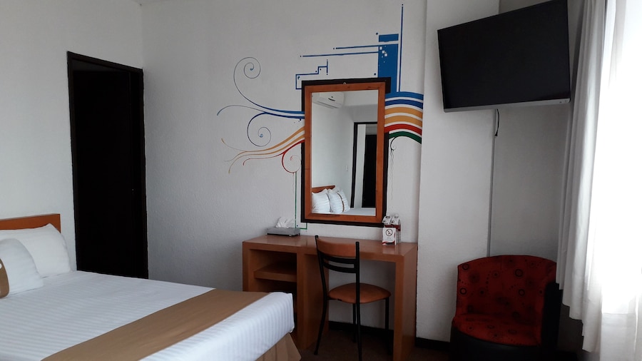 Hotel Napoles