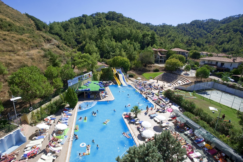 Outdoor pool, Kervansaray Marmaris Hotel & Aparts