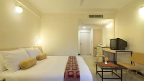 Down comforters, Select Comfort beds, minibar, in-room safe