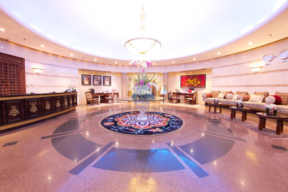 Tamani Marina Hotel And Apartments In Dubai Rates Lobby
