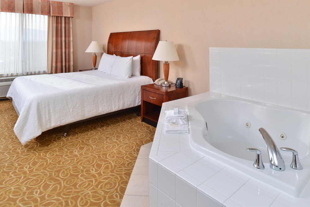 Hilton Garden Inn Reno In Reno Hotel Rates Reviews On Orbitz