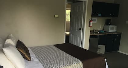 Fuller Lake Motel