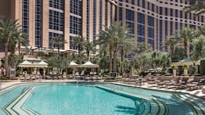 7 outdoor pools, open 8 AM to 6:00 PM, cabanas (surcharge), sun loungers