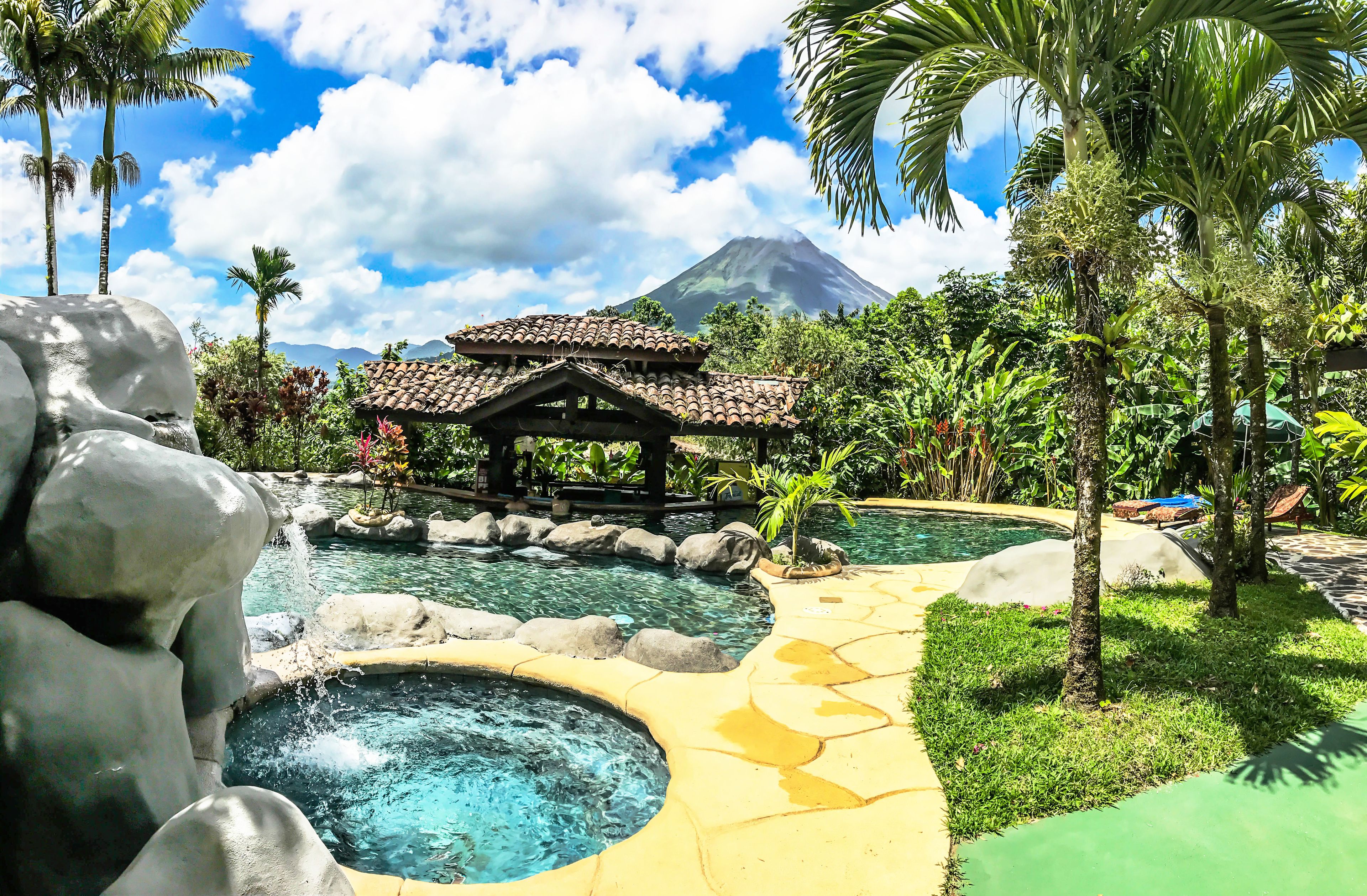 Mountain Paradise Wellness & Spa in Fortuna, United States