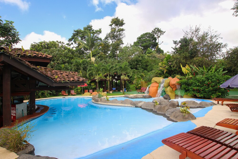 Mountain Paradise Hotel 2018 Room Prices 114 Deals Reviews Mountain View Featured Image Lobby