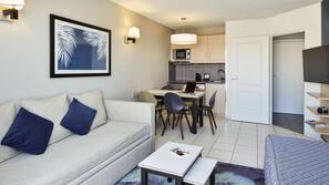 In-room safe, desk, laptop workspace, iron/ironing board