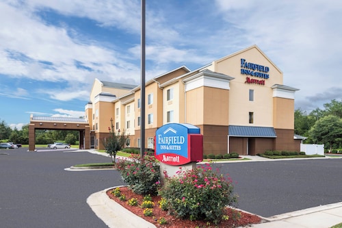 Great Place to stay Fairfield Inn & Suites Marianna near Marianna 