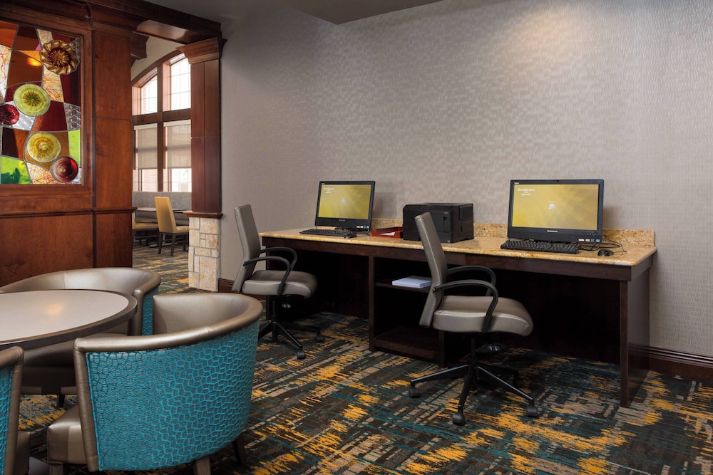 Residence Inn by Marriott Kansas City Airport