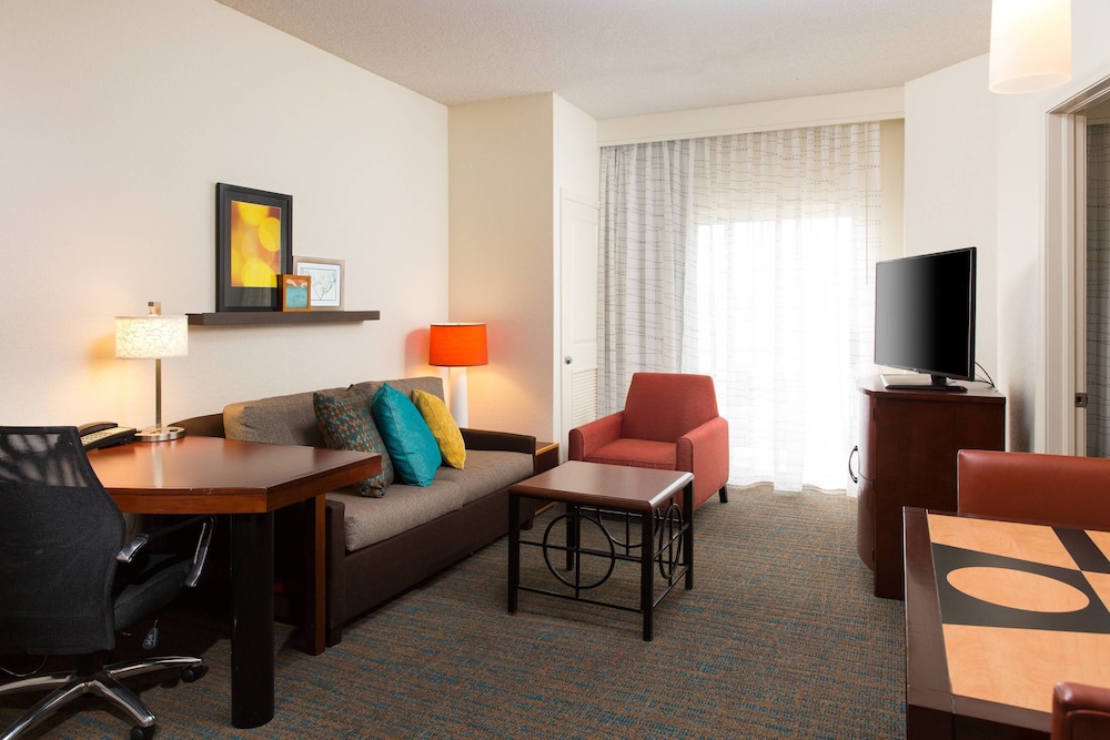 Residence Inn by Marriott Kansas City Airport