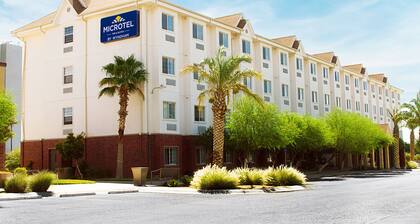 Microtel Inn by Wyndham Ciudad Juarez/By US Consulate