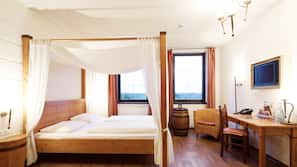 Allergikerbettwaren, Zimmersafe, Schreibtisch, schallisolierte Zimmer