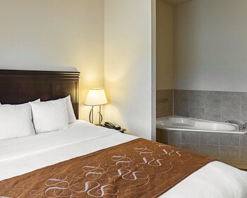 Comfort Suites Granbury Reviews Photos Rates Ebookers Com