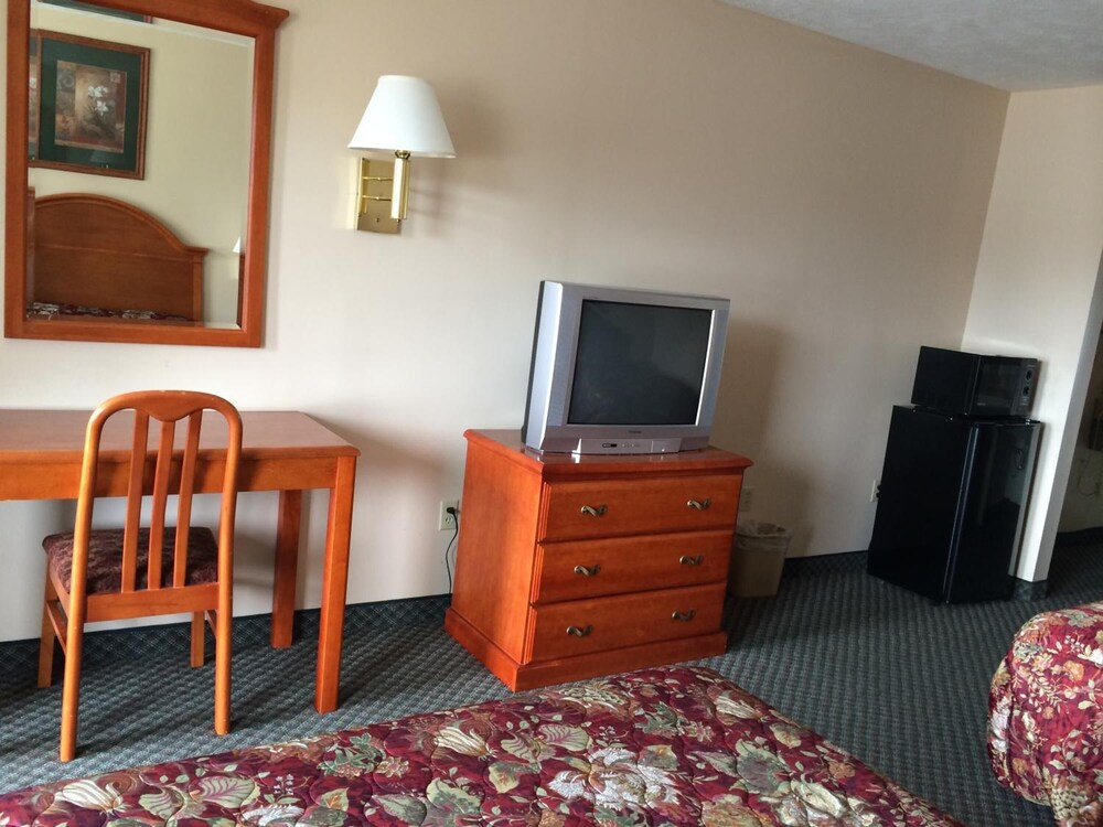 Royal Inn Taylorsville in Taylorsville Best Rates & Deals on Orbitz