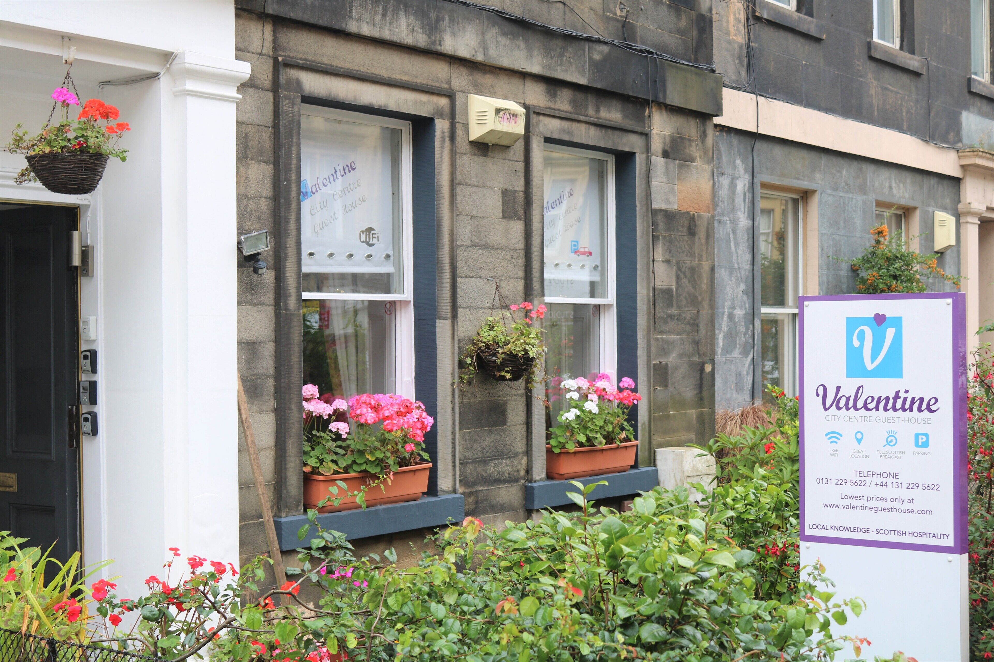 Valentine City Centre Guest House in Edinburgh, United Kingdom