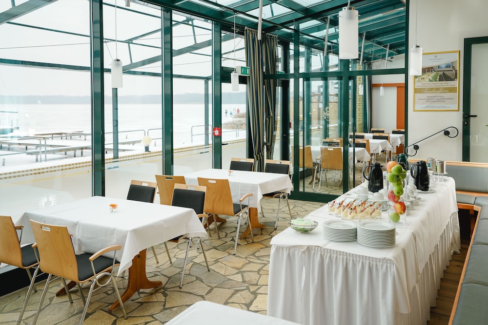 Restaurant, Seehotel Berlin-Rangsdorf